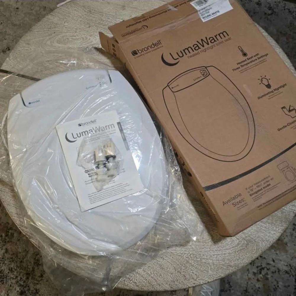 Brondell L60-RW LumaWarm Heated Toilet Seat with Night Light, Round Seat - Picture 2 of 11